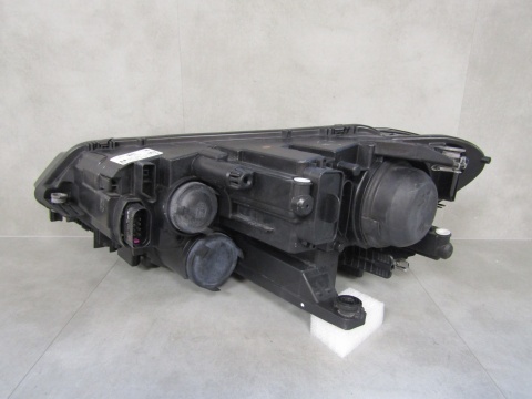 LAMPA PRZÓD VOLKSWAGEN TOURAN III 3 5TB ZWYKŁA 15- RH PRAWA 5TB906A