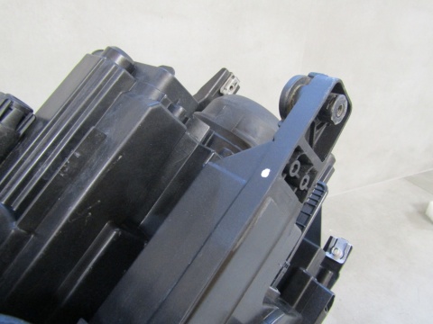LAMPA PRZÓD VOLKSWAGEN TOURAN III 3 5TB ZWYKŁA 15- RH PRAWA 5TB906A