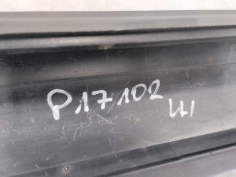 Listwa progowa lewa Mercedes CLA 1 I 13-19 AMG W117