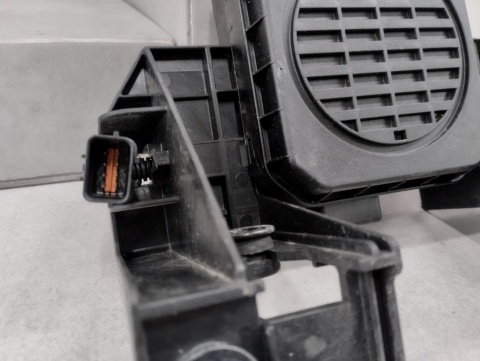 GŁośnik Hyundai KIA 96390-d0000 96390-d0200 96390-D0100