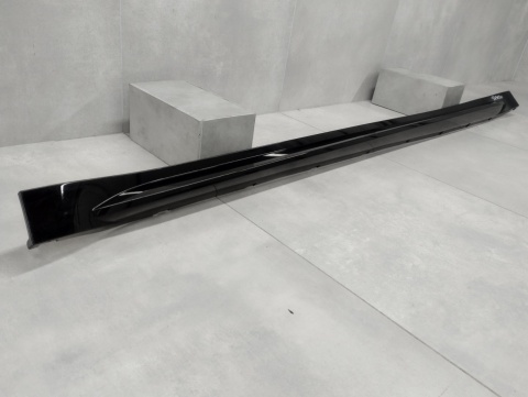 Listwa progowa lewa BMW G80 M3 20- M-3 51778084407