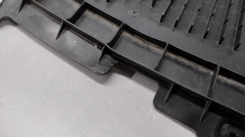 Osłona płyta podłoga zderzaka VW ID4 ID.4 ID 4 11A 20-