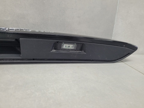 Listwa blenda klapy bagażnika tył tylna Mini Cooper F55 F56 F57 19-