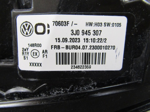 LAMPA TYŁ VOLKSWAGEN PASSAT B9 KOMBII BLENDA 3J0945307