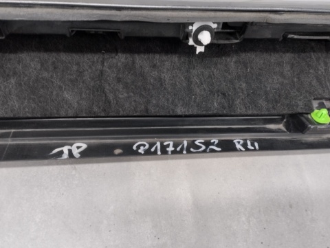 Listwa progowa prawa Audi A8 S8 Sline D5 4N0 LIFT 21-