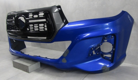 Zderzak przód przedni TOYOTA HILUX 8 VIII LIFT 17-20
