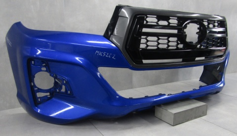 Zderzak przód przedni TOYOTA HILUX 8 VIII LIFT 17-20
