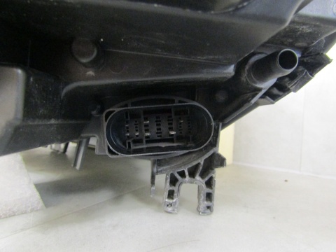 LAMPA PRZÓD AUDI A5 8W6 KSENON NIESKRĘTNY 16-19 8W6941006C RH PRAWA