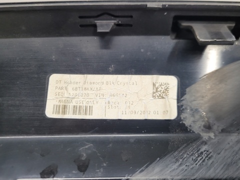Listwa przód zderzaka górna maski nad grillem Dodge RAM V 5 19-23