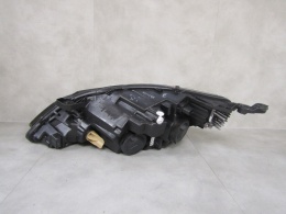 LAMPA PRZÓD PEUGEOT 308 T9 LIFT ZWYKŁA SOCZEWKA 17-21 RH PRAWA