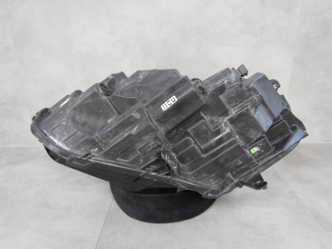 LAMPA PRZÓD OPEL INSIGNIA B ZWYKŁA Z LED RH PRAWA 17-20 39154595