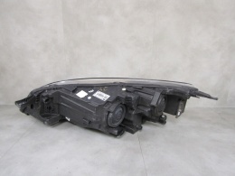 LAMPA PRZÓD FORD KUGA MK3 ZWYKŁA SOCZEWKA RH PRAWA 19-24 LV4B-13W029-AF
