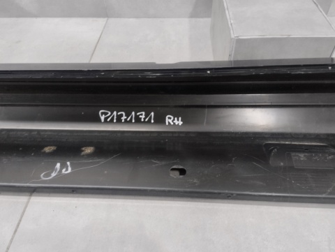 Listwa progowa prawa Mercedes CLS AMG Lift 218 14-