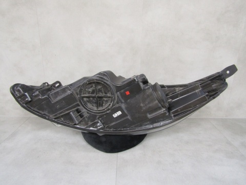 LAMPA PRZÓD CZARNA FORD FIESTA MK7 ZWYKŁA 08-12 RH PRAWA 8A61-13W029-AJ
