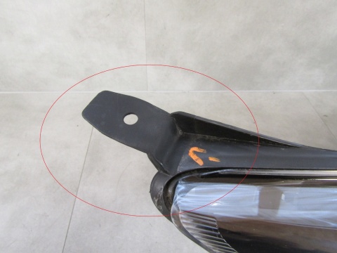 LAMPA PRZÓD CZARNA FORD FIESTA MK7 ZWYKŁA 08-12 RH PRAWA 8A61-13W029-AJ