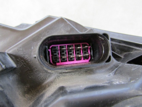 LAMPA PRZÓD CZARNA FORD FIESTA MK7 ZWYKŁA 08-12 RH PRAWA 8A61-13W029-AJ