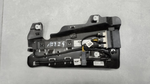 Czujnik sensor moduł otwierania klapy LEWY RANGE ROVER SPORT L494