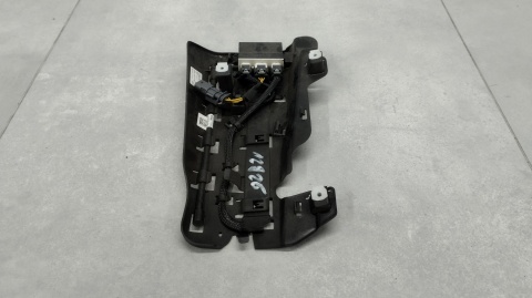 Czujnik sensor moduł otwierania klapy PRAWY RANGE ROVER SPORT L494