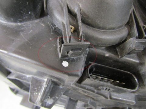 LAMPA PRZÓD MERCEDES A-KLASA W169 RH PRAWA KSENON 04-A1698201261