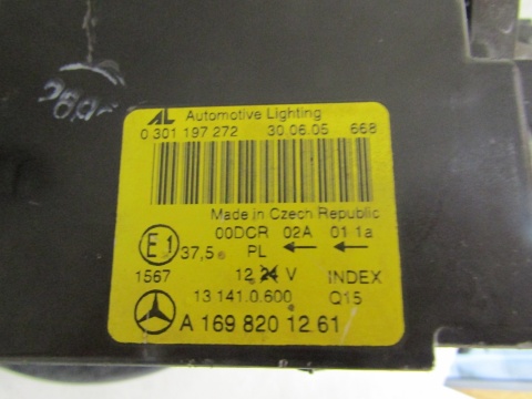 LAMPA PRZÓD MERCEDES A-KLASA W169 RH PRAWA KSENON 04-A1698201261