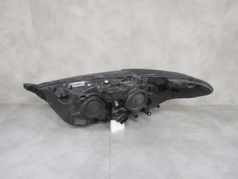 LAMPA PRZÓD FORD MONDEO MK5 ZWYKŁA SOCZEWKA RH 14-19 DS73-13W029-AE