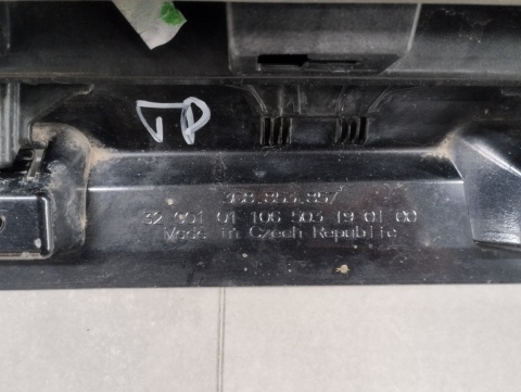 Listwa progowa lewa Volkswagen VW Arteon 3G8 16- +mocowanie