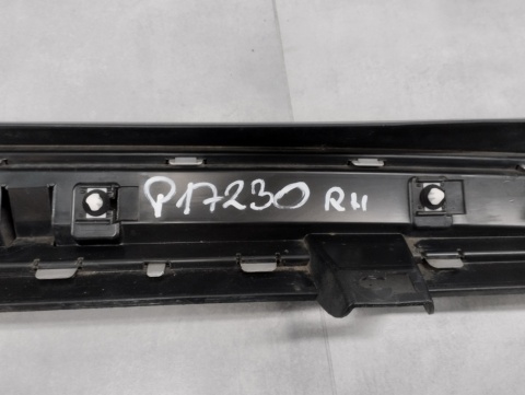 Listwa progowa prawa Ford Fiesta Active MK8 18-