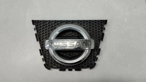 Znaczek emblemat logo grill przód NISSAN QASHQAI I J10 05-09
