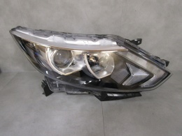 LAMPA PRZÓD NISSAN QASHQAI J11 ZWYKŁA SOCZEWKA Z LED RH PRAWA 13-17 100-18013