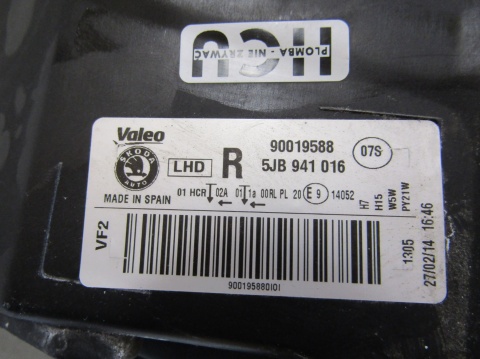 Lampa przód Skoda Rapid 5JB ZWYKŁA 12-16 RH PRAWA 12-16 5JB941016
