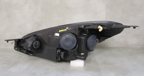 LAMPA PRZÓD FORD FIESTA MK8 VIII ZWYKŁA RH PRAWA 17-21 H1BB13W029-AK