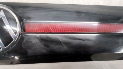 BLENDA TYLNA LAMPA KLAPY VW T-CROSS 2GM 2GM827577