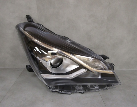 Lampa przód Toyota Yaris 3 III Lift ZWYKŁA SOCZEWKA 17-20 RH PRAWA