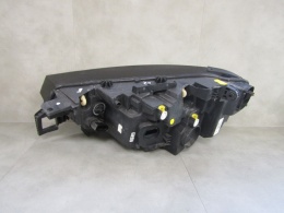 LAMPA PRZÓD VOLKSWAGEN ID.4 ID4 ID.5 ID5 LED 20- PRAWA RH 11B941006