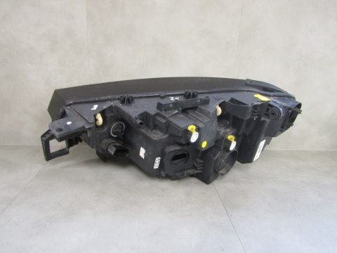 LAMPA PRZÓD VOLKSWAGEN ID.4 ID4 ID.5 ID5 LED 20- PRAWA RH 11B941006