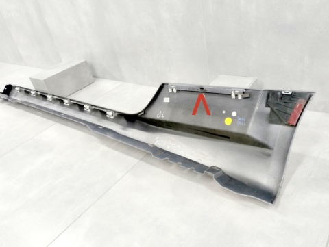 Listwa progowa prawa Audi TTs TT S-Line 8S0 14-18