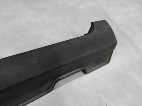 Listwa progowa prawa Hyundai BAYON 21- 87751-Q0400