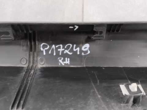 Listwa progowa prawa Hyundai BAYON 21- 87751-Q0400