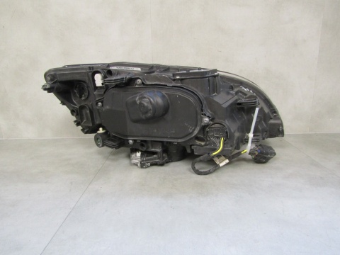 Lampa przód Volvo V60 S60 LIFT KSENON SKRĘTNY 14-18 LH LEWA 31420261