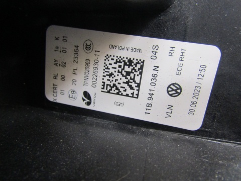 LAMPA PRZÓD VOLKSWAGEN ID.4 ID4 ID.5 ID5 FULL LED IQ LIGHT 20- RH 11B941036N