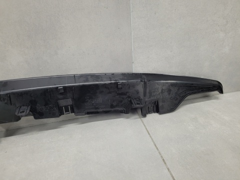Osłona maskownica zaślepka kratki ozdobnej BMW 5 G60 G61 23-
