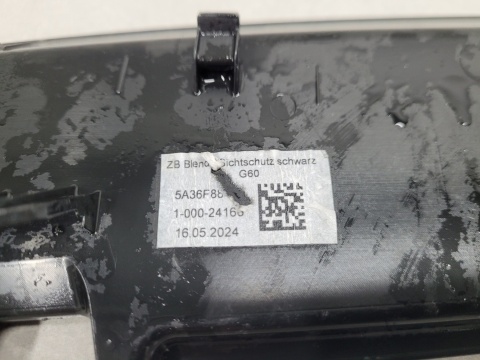Osłona maskownica zaślepka kratki ozdobnej BMW 5 G60 G61 23-