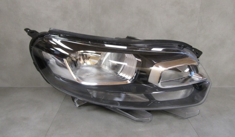 LAMPA PRZÓD CITROEN JUMPY III 3 16-23 VIVARO ZWYKŁA 19-23 RH PRAWA VARROC