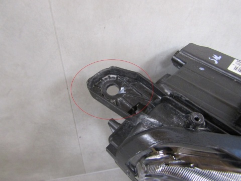 LAMPA PRZÓD TOYOTA PROACE CITY ZWYKŁA RH PRAWA19- 9835780580