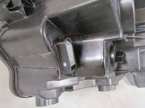 LAMPA PRZÓD TOYOTA PROACE CITY ZWYKŁA RH PRAWA19- 9835780580