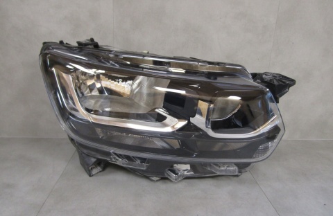 LAMPA PRZÓD TOYOTA PROACE CITY ZWYKŁA RH PRAWA19- 9835780580