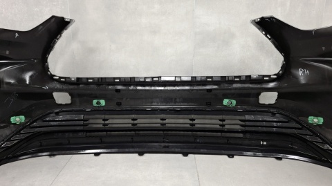 Zderzak przód przedni TOYOTA Highlander IV 19-22