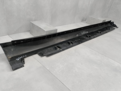Listwa progowa lewa Mercedes GLS X166 X-166 12-19