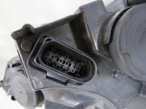 LAMPA PRZÓD VOLKSWAGEN VW GOLF 8 VIII LED 19-24 RH PRAWA 5H1941006