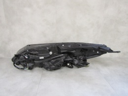 LAMPA PRZÓD NISSAN ARIYA FULL LED RH PRAWA 22-
